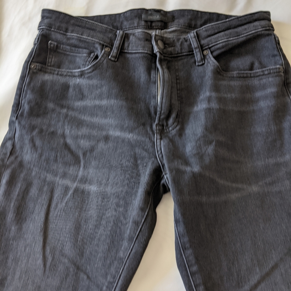 Uniqlo Black Stretch Skinny Jeans - size 32 - Picture 2 of 6